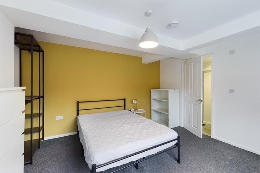 Room 1, 75 Westminster Road - Image 15