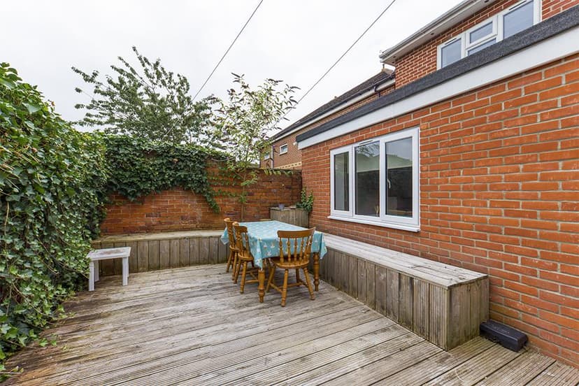 Room 1, 75 Westminster Road - Image 9