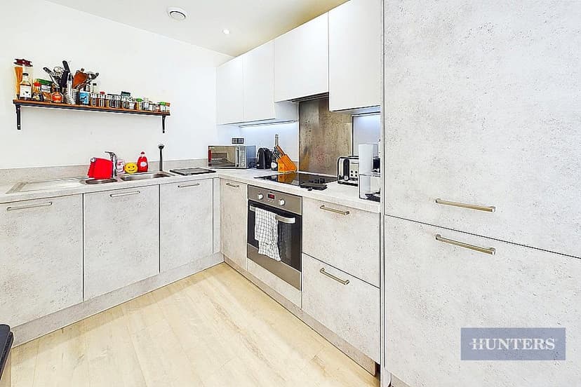 Flat 6, Chantry House Albert Road North - Image 5