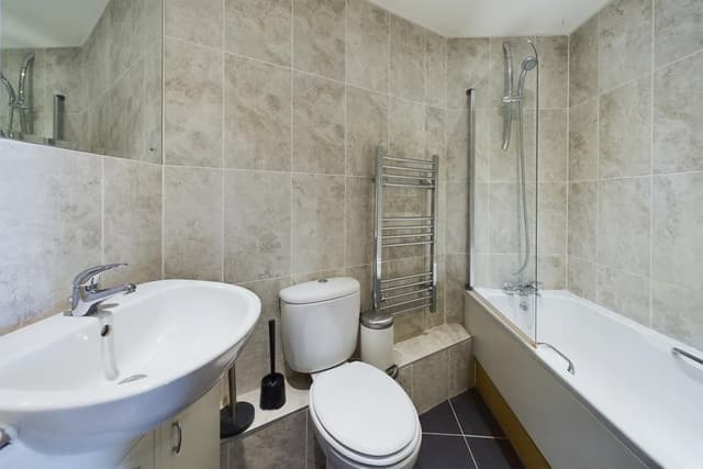 Oceana Boulevard, Flat 90 Briton Street - Image 12