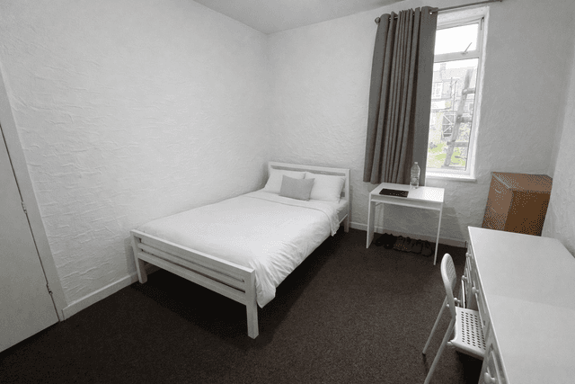 54 Llantrisant Street - Image 3