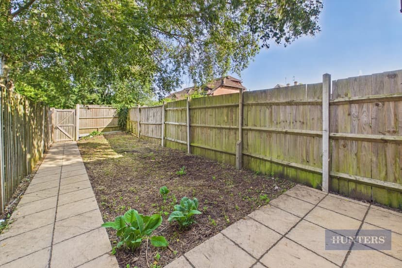 30 Highcrown Street - Image 12