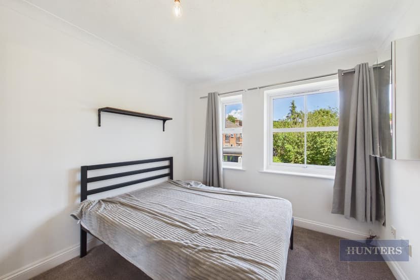 2 Wellow Court, 44 Cobbett Road - Image 7