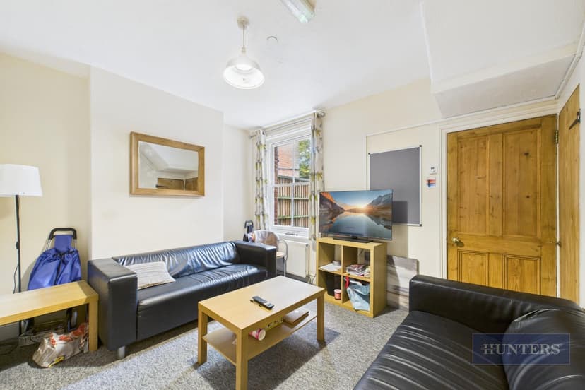 24 Silverdale Road - Image 2