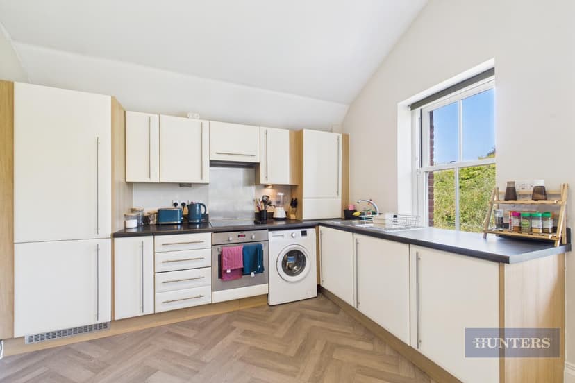 96, Teignmouth Road - Image 4
