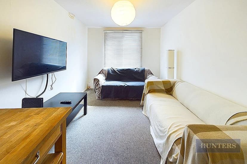 20, Harrow Road - Image 3