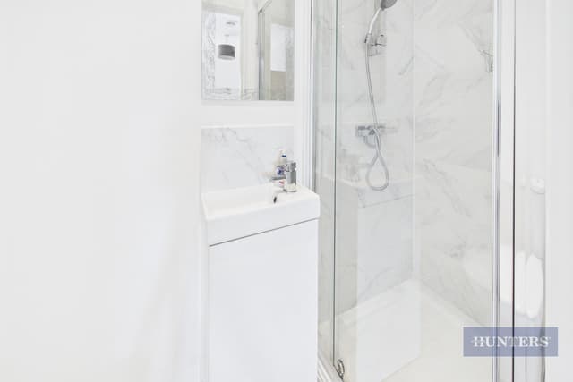 Room 4, 75 Westminster Road - Image 15
