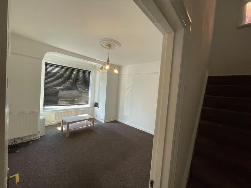 131, Dawlish Road - Image 3