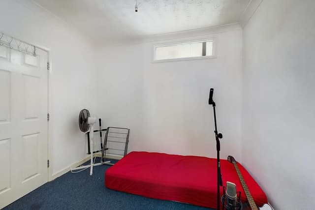 56 Milton Road - Image 6