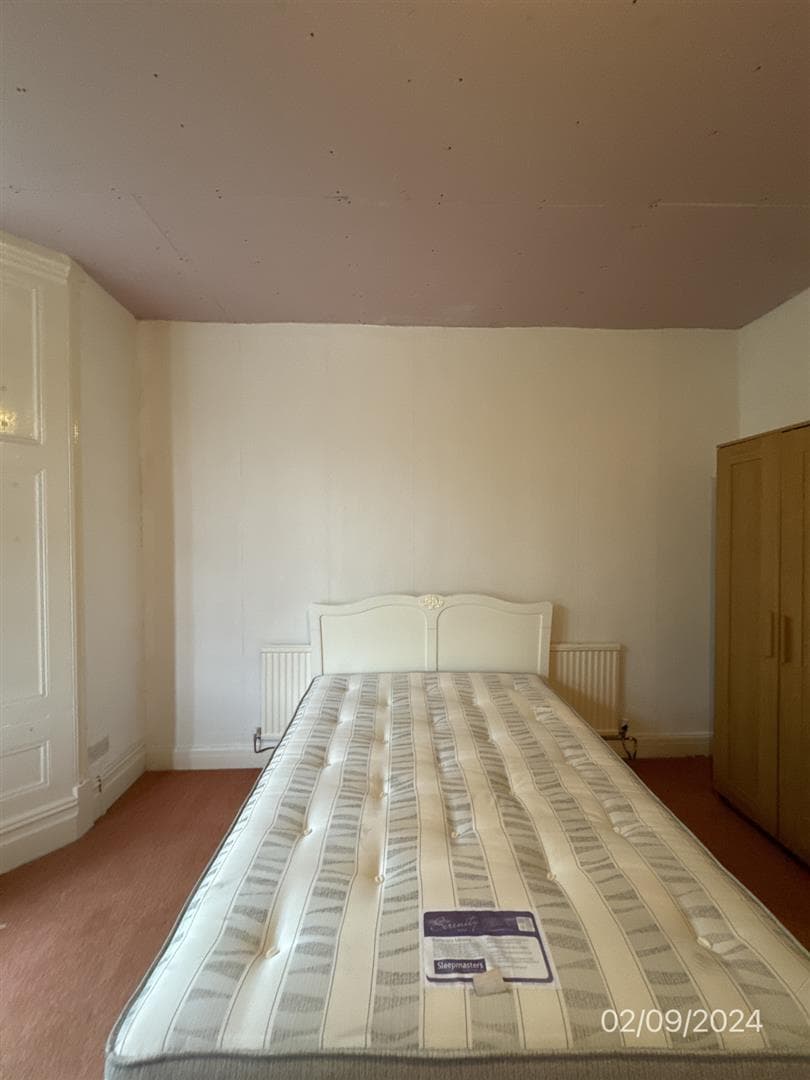 2 Clun Terrace - Image 7