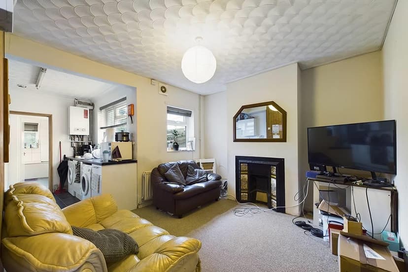 88, Teignmouth Road - Image 4