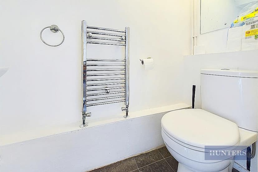20, Harrow Road - Image 6