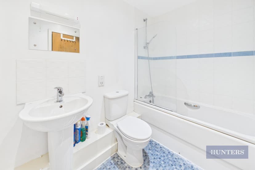 Flat 22, Endeavour Court 50 Channel Way - Image 10