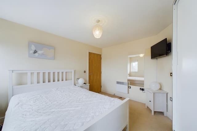 Oceana Boulevard, Flat 90 Briton Street - Image 9