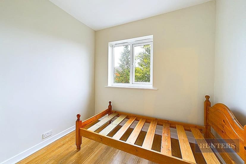 6, Luton Road - Image 9