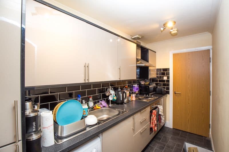 Flat 4, 75 Allensbank Road, Cardiff - Image 5