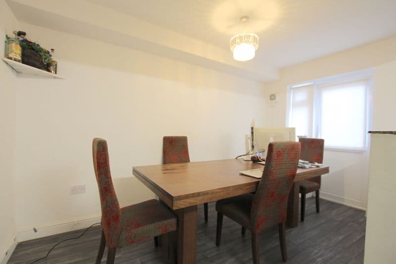 18 Iron Street, Cardiff - Image 5