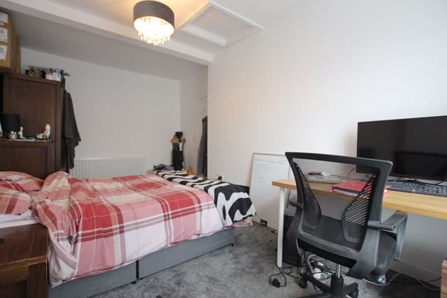 18 Iron Street, Cardiff - Image 10