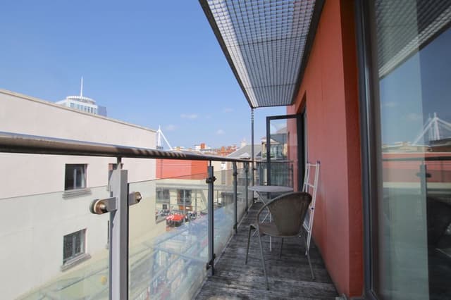 Flat 8, Dray Court Caroline Street, Cardiff - Image 9