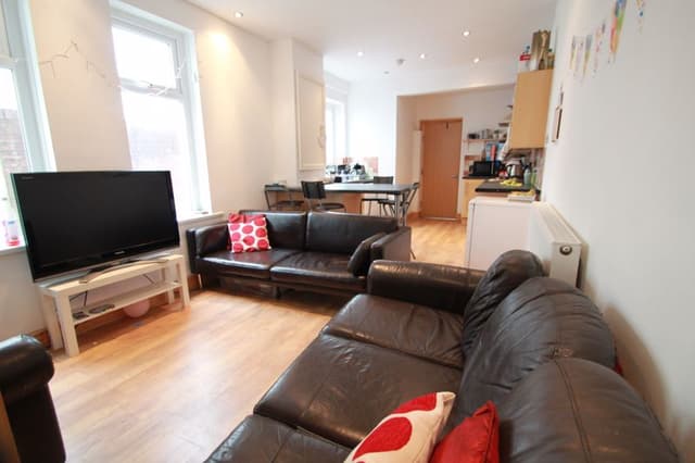 64 Llanishen Street, Cardiff - Image 1