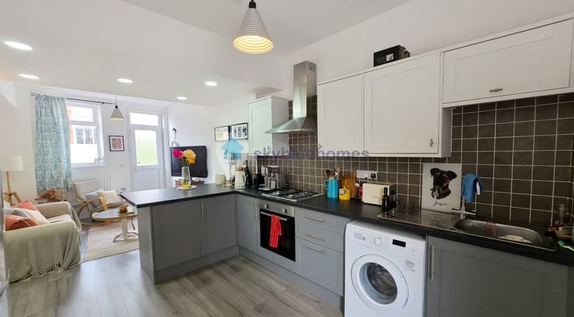 2 Seagrave Road, Loughborough - Image 3