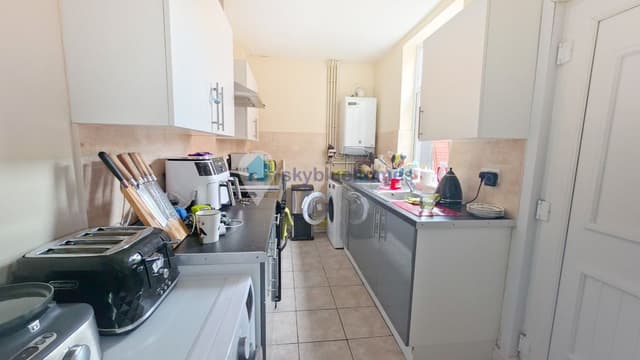 15 Wilmington Road, Leicester - Image 6