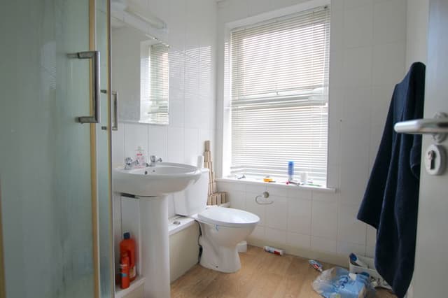 62 Harriet Street, Cardiff - Image 10