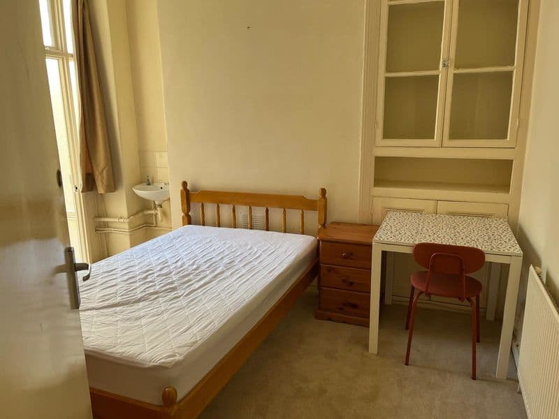 93 Allensbank Road, Cardiff - Image 16