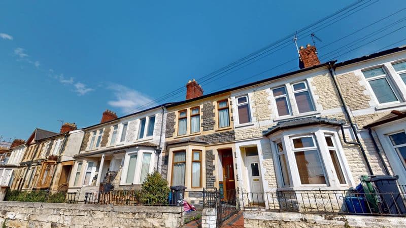 215 Moorland Road, Cardiff