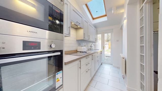 215 Moorland Road, Cardiff - Image 5