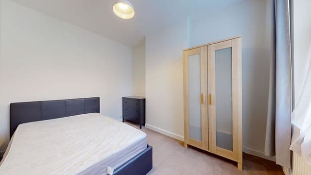 215 Moorland Road, Cardiff - Image 8