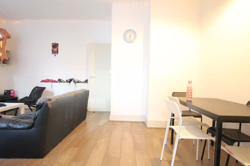 66 Newfoundland Road, Cardiff - Image 2