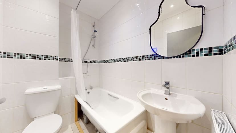 Flat 1, 29 Connaught Road, Cardiff - Image 2