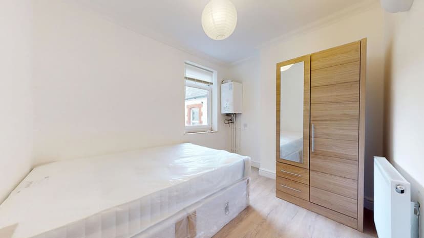 Flat 1, 29 Connaught Road, Cardiff - Image 3