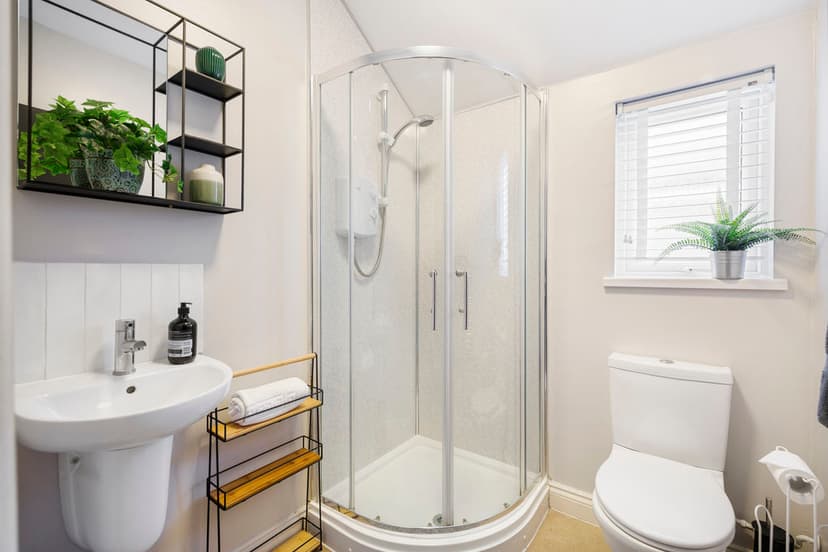 Flat 1, 88  Albany Road, Cardiff - Image 4