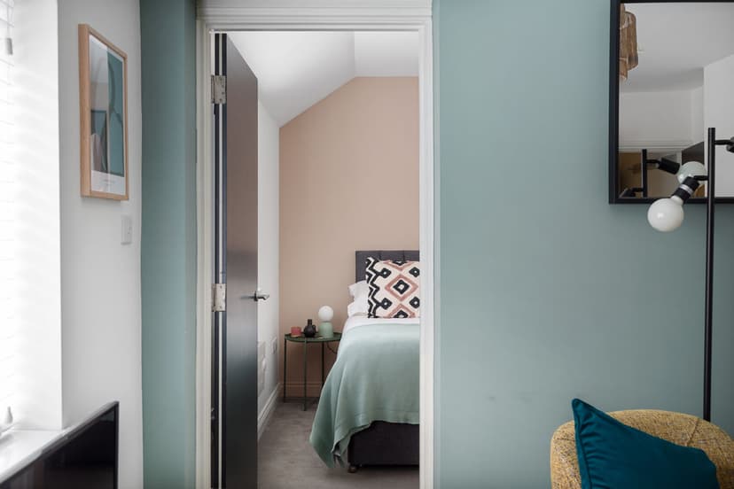 Flat 1, 88  Albany Road, Cardiff - Image 5