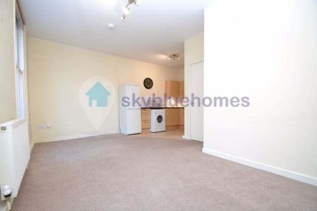 Flat 6, Dawn Terrace 22a Church Gate, Leicester - Image 1