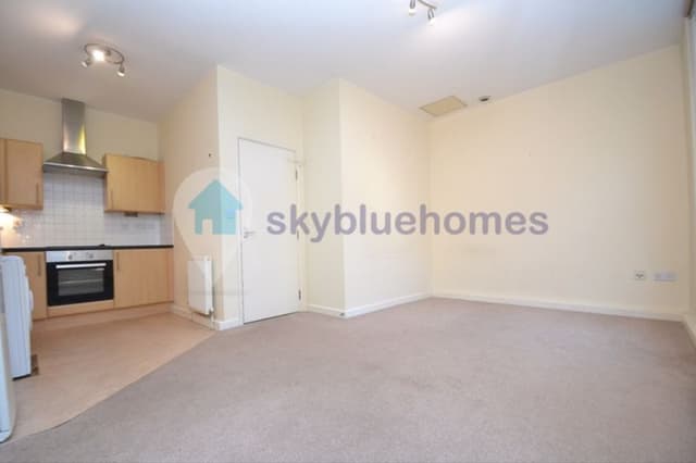 Flat 6, Dawn Terrace 22a Church Gate, Leicester - Image 3