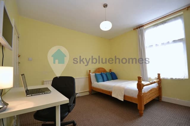 1 Churchill Street, Leicester