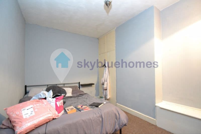 6 Vaughan Street, Leicester - Image 4