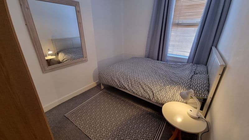 20 Augusta Street, Cardiff - Image 4