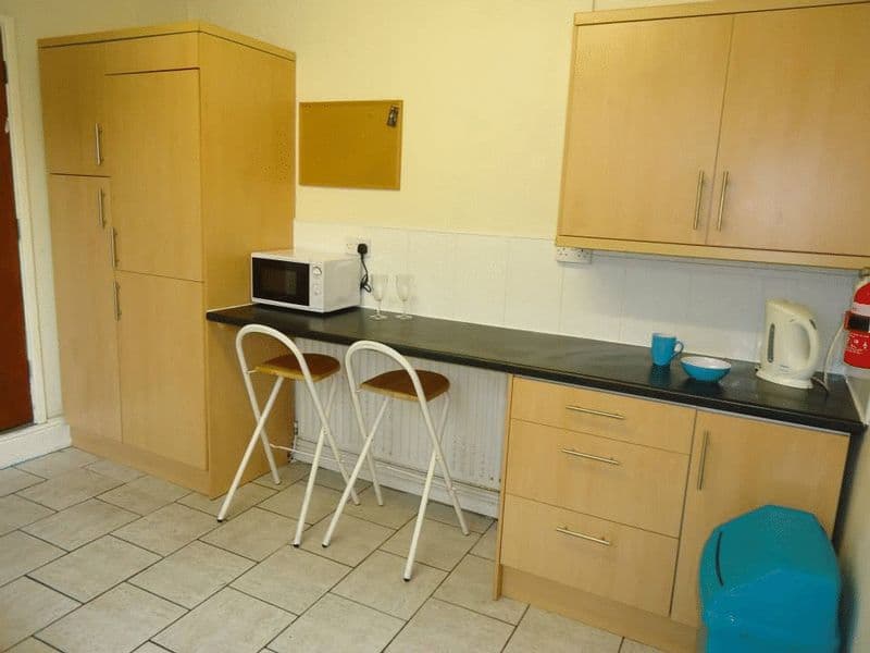 13 Moy Road, Cardiff - Image 2