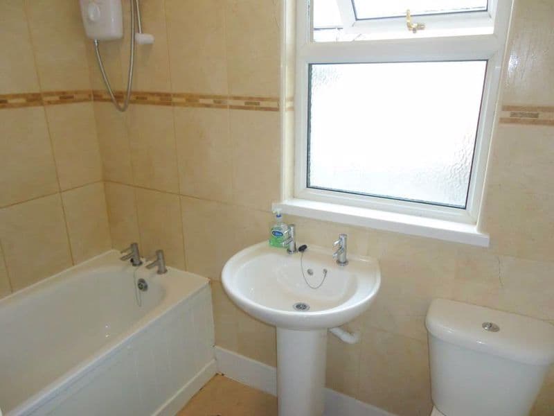 2 Wellfield Place, Cardiff - Image 6