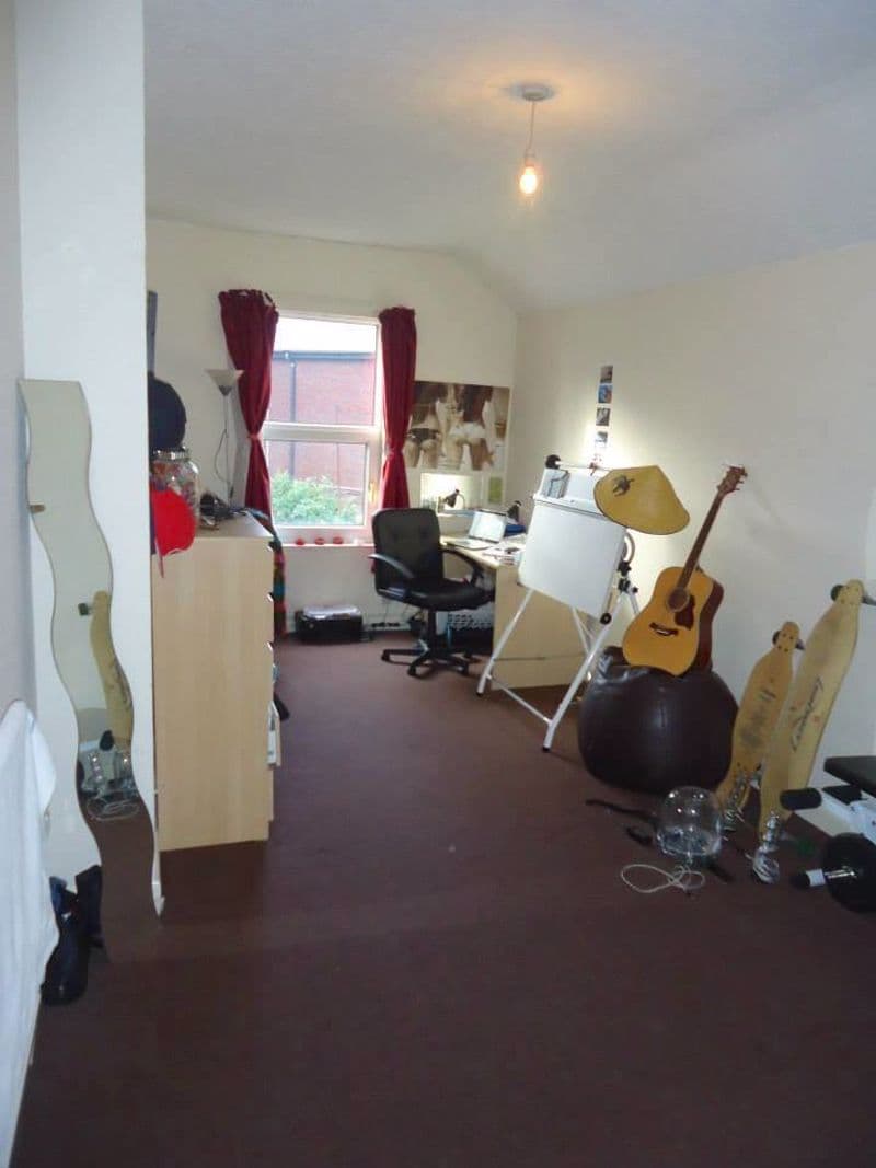 2 Wellfield Place, Cardiff - Image 7