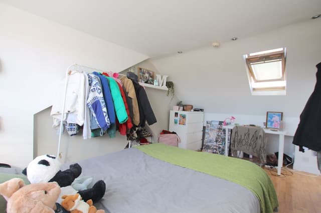 25 Pentyrch Street, Cardiff - Image 3