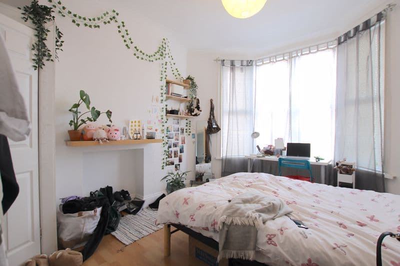 25 Pentyrch Street, Cardiff - Image 4