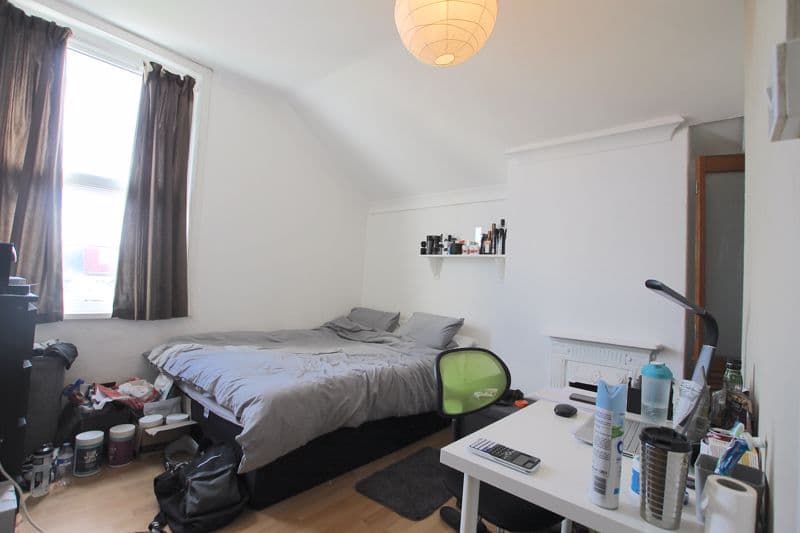 25 Pentyrch Street, Cardiff - Image 7