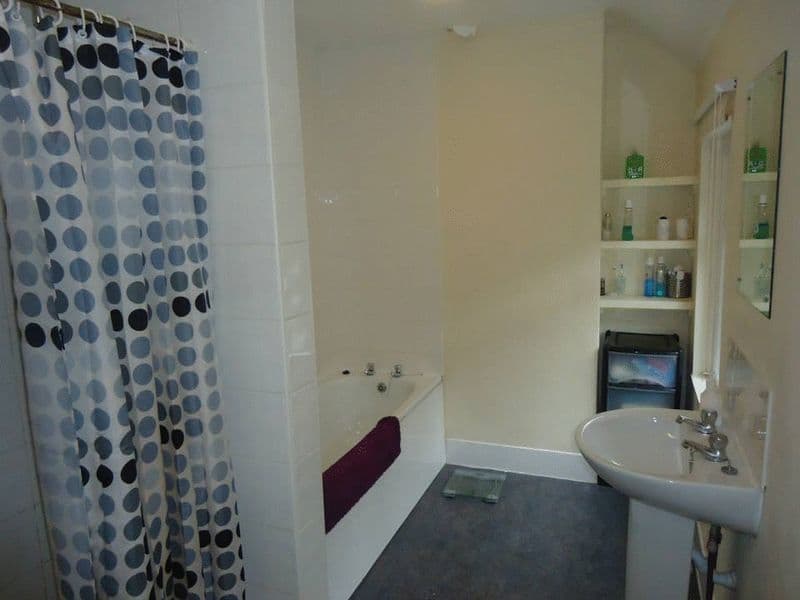 34 Malefant Street, Cardiff - Image 9