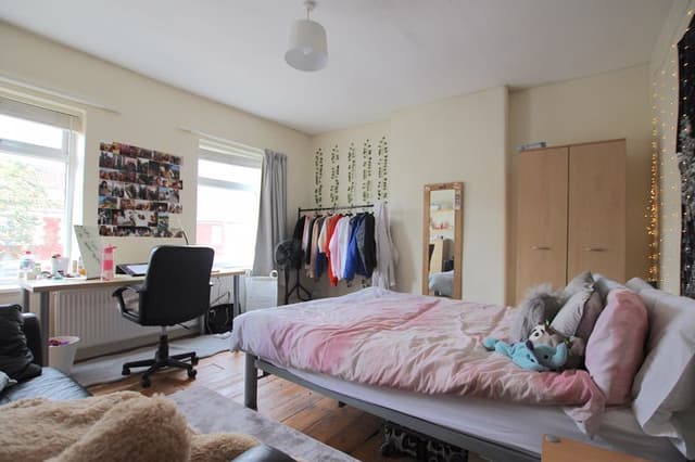 108 Harriet Street, Cardiff - Image 6