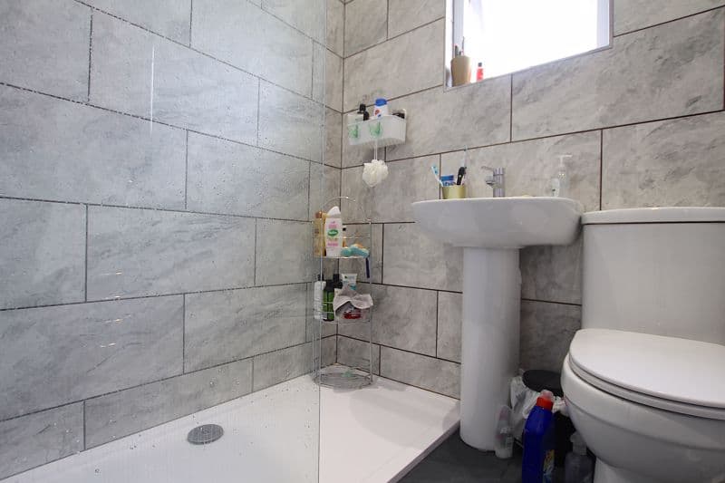 12 Cosmeston Street, Cardiff - Image 6